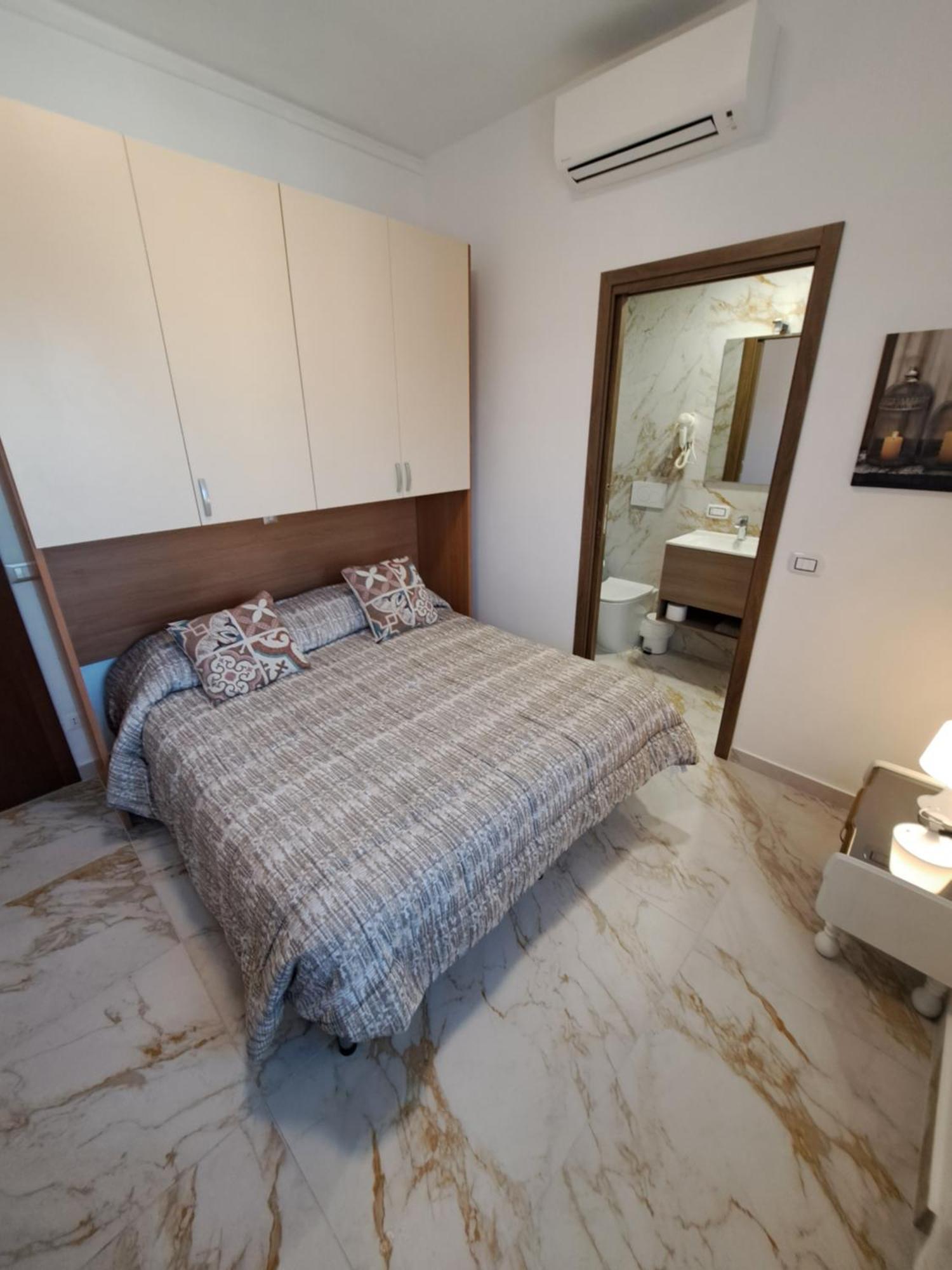 Le Terrazze Hotell Ferrara Exteriör bild